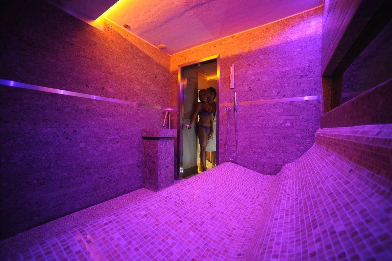Family Hotel Andes - Only For Family วีโก ดี ฟาสซา ภายนอก รูปภาพ