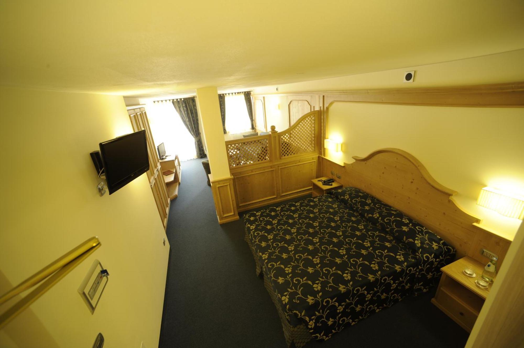 Family Hotel Andes - Only For Family วีโก ดี ฟาสซา ภายนอก รูปภาพ